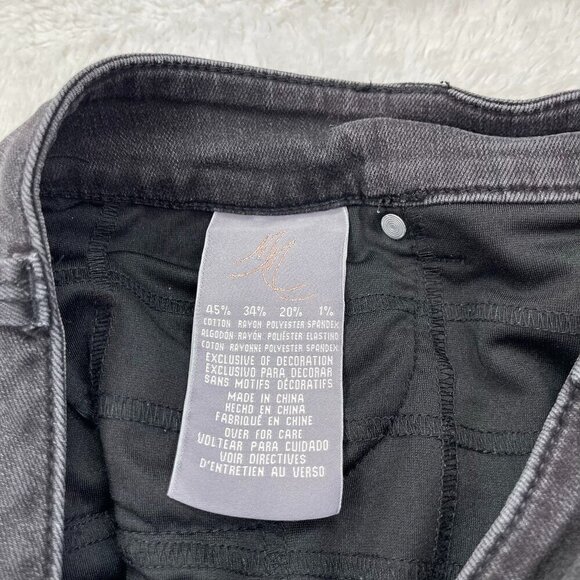 Melissa McCarthy Seven7 Womens Jean Shorts 18W Black Embellished Cut Off Denim - Picture 6 of 7